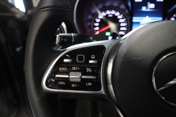 Mercedes-Benz C-Klasse Estate 180 Avantgarde | Inc BTW | Head-Up | Stoelverwarming | CarPlay | Lederen bekleding | 19'' AMG velgen | Cruise control | F1 Flippers | Nieuwe APK | Dealer onderhouden | Facelift model
