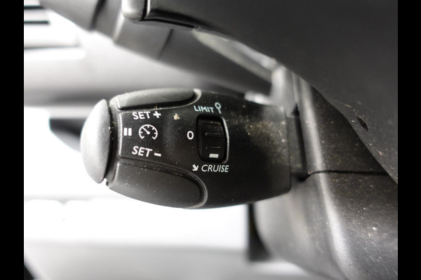 Peugeot Expert 2.0 BlueHDI 180PK Long Premium Automaat Airco Apple Carplay/ Android Auto Trekhaak Sidebars