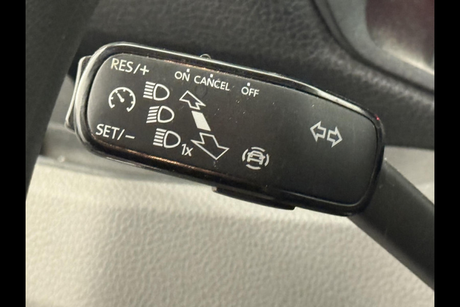 Volkswagen Crafter 35 2.0 TDI L4H3 Dubbele Cabine Automaat Navigatie Airco Cruise Control Imperiaal&Ladder Trekhaak