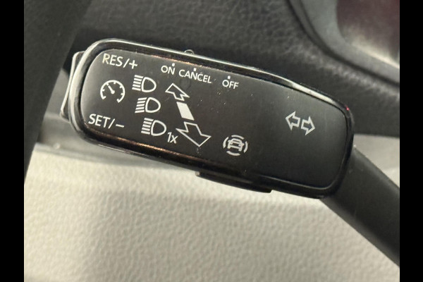 Volkswagen Crafter 35 2.0 TDI L4H3 Dubbele Cabine Automaat Navigatie Airco Cruise Control Imperiaal&Ladder Trekhaak