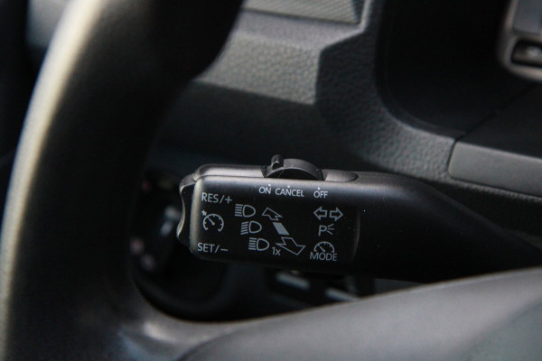 Volkswagen Caddy 2.0 TDI L1H1 Trendline / App connect / Cruise / Trekhaak / Imperiaal