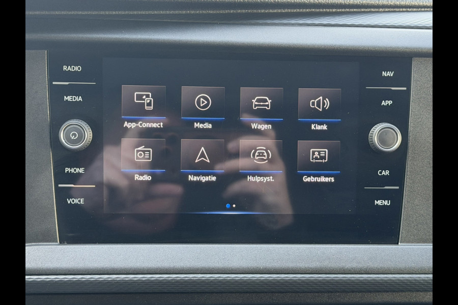 Volkswagen Transporter 2.0 TDI L2H1 Trekhaak Pdc V+A Carplay Navigatie Cruise Airco