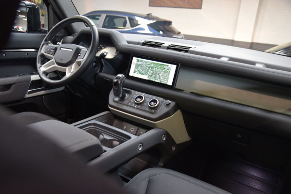 Land Rover Defender 110 2.0 P400e 110 X-Dynamic SE Panoramadak|1e Eig|Dealer onderhouden|BTW