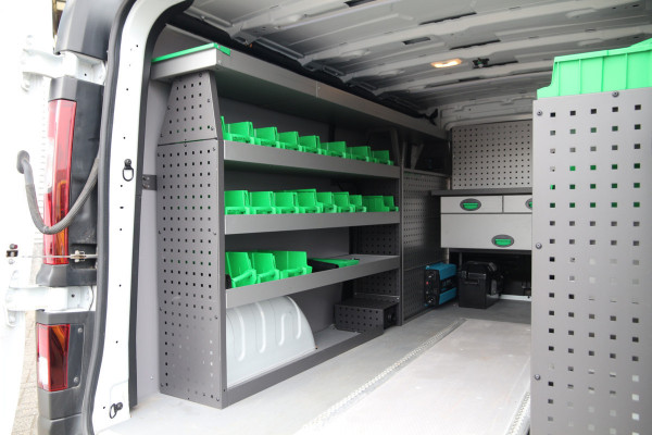 Renault Trafic 2.0 DCI 150 | Aut. | 2x Schuifdeur | Omvormer | Inrichting | Airco..