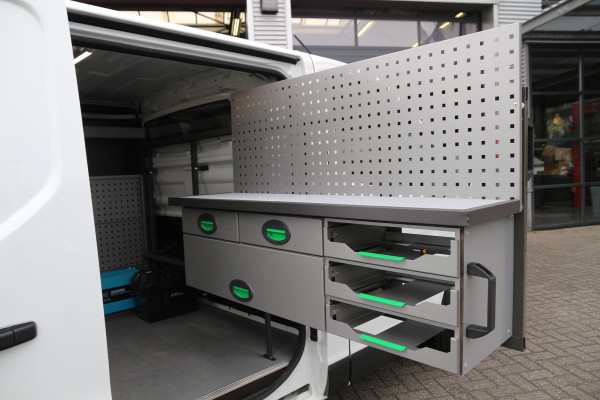 Renault Trafic 2.0 DCI 150 | Aut. | 2x Schuifdeur | Omvormer | Inrichting | Airco..