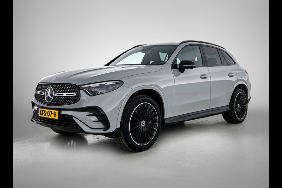 Mercedes-Benz GLC 300 e 4MATIC AMG Plug-In Hybride AMG Line | Night Pakket | Digital Licht | Trekhaak | Distronic | Memory Voorstoelen | Stoel en Stuurverwarming. Inclusief 24 maanden Mercedes-Benz Certified garantie voor Europa.