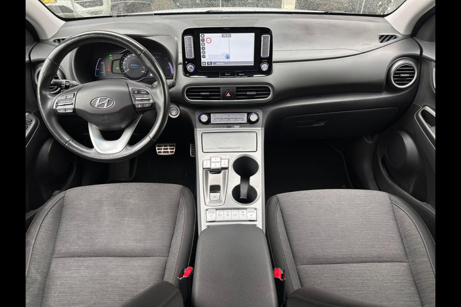 Hyundai Kona EV Fashion 64 kWh | SOH: 95,5% | Full LED | Blindspot | Elektr Stoelen | Two Tone White  - Darknight metallic |