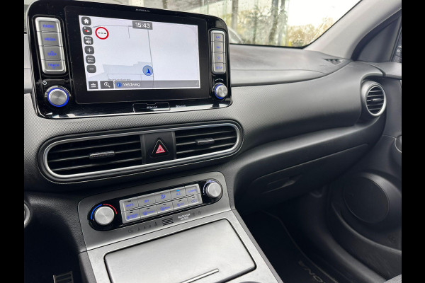 Hyundai Kona EV Fashion 64 kWh | SOH: 95,5% | Full LED | Blindspot | Elektr Stoelen | Two Tone White  - Darknight metallic |