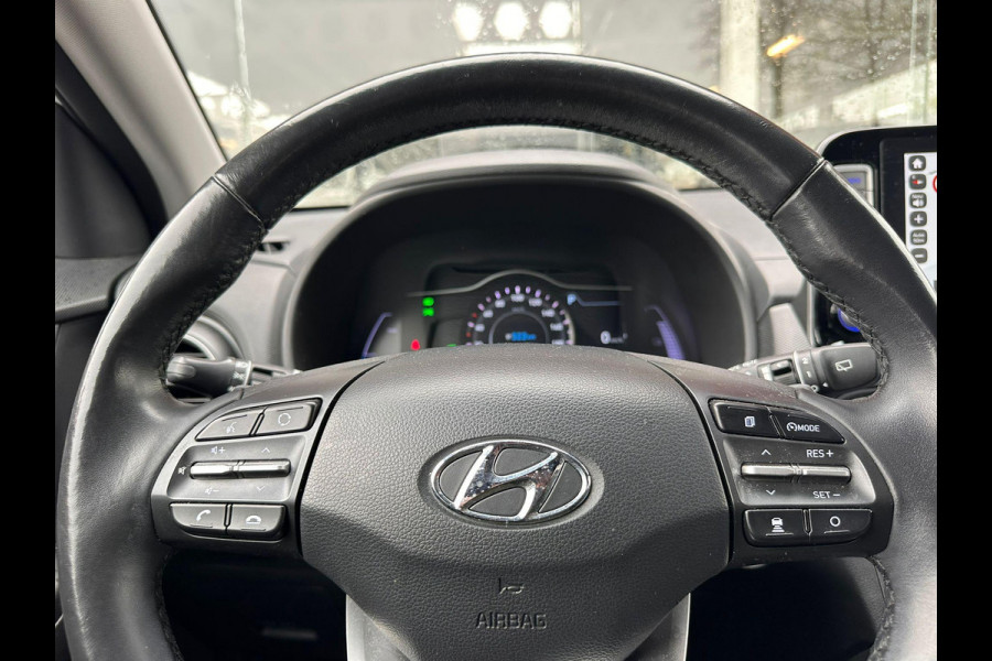 Hyundai Kona EV Fashion 64 kWh | SOH: 95,5% | Full LED | Blindspot | Elektr Stoelen | Two Tone White  - Darknight metallic |