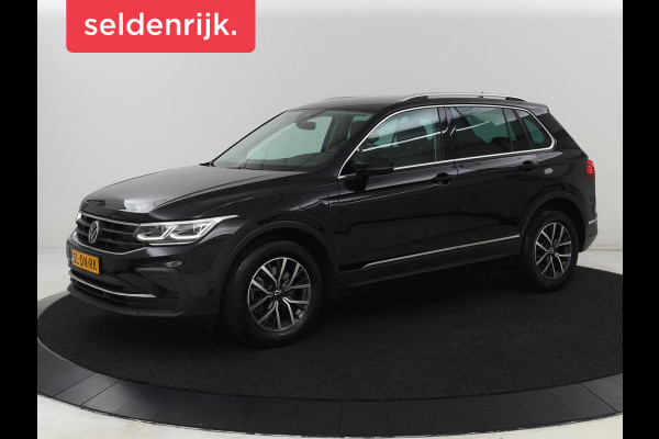 Volkswagen Tiguan 1.4 TSI eHybrid Style | Stoelverwarming | Camera | Adaptive cruise | Carplay | Sfeerverlichting | Full LED | Navigatie | Park Assist | DAB | Stuurverwarming | PHEV | Plug In