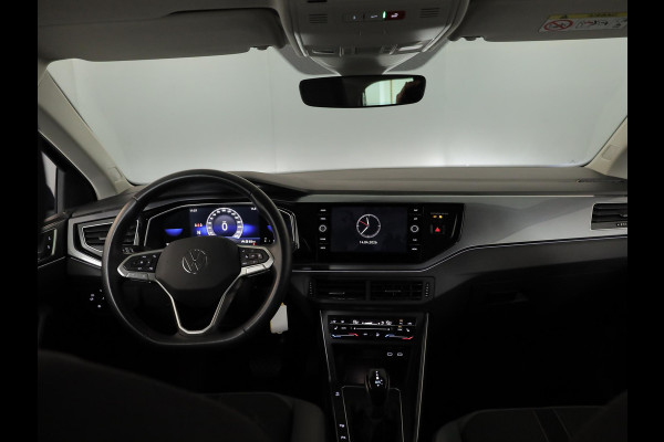 Volkswagen Polo 1.0 TSI Style 110 pk Automaat (DSG) | Navigatie via App | Parkeersensoren (Park assist) | Achteruitrijcamera | Autom. airco | Stoelverwarming |