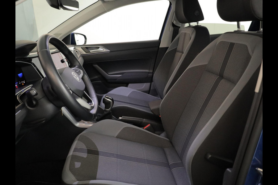 Volkswagen Polo 1.0 TSI Style 110 pk Automaat (DSG) | Navigatie via App | Parkeersensoren (Park assist) | Achteruitrijcamera | Autom. airco | Stoelverwarming |