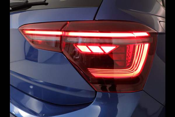 Volkswagen Polo 1.0 TSI Style 110 pk Automaat (DSG) | Navigatie via App | Parkeersensoren (Park assist) | Achteruitrijcamera | Autom. airco | Stoelverwarming |