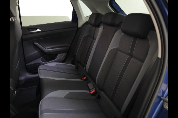 Volkswagen Polo 1.0 TSI Style 110 pk Automaat (DSG) | Navigatie via App | Parkeersensoren (Park assist) | Achteruitrijcamera | Autom. airco | Stoelverwarming |