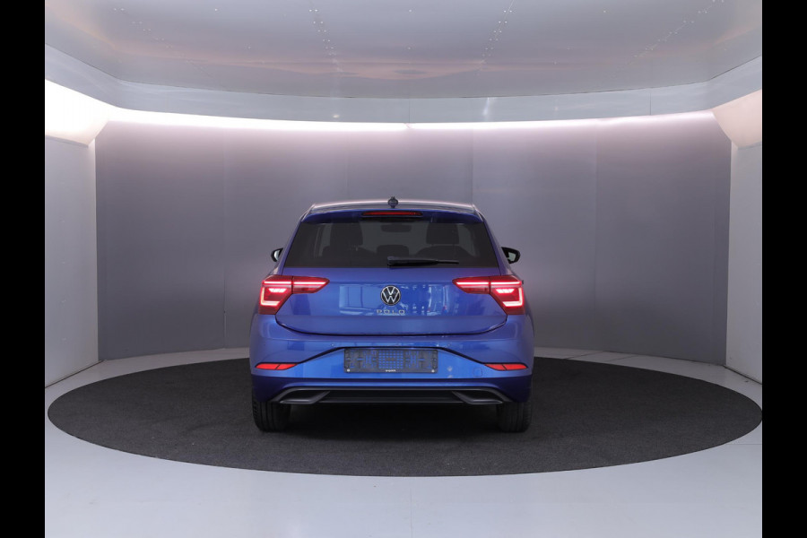 Volkswagen Polo 1.0 TSI Style 110 pk Automaat (DSG) | Navigatie via App | Parkeersensoren (Park assist) | Achteruitrijcamera | Autom. airco | Stoelverwarming |