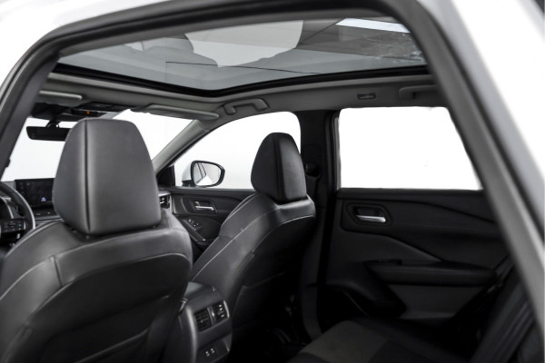Nissan QASHQAI 1.3 MHEV 158 PK Xtronic N-Connecta - Automaat | Panodak | Cold Pack | Dig. Cockpit | Adapt. Cruise | 360 Camera | PDC | NAV + App Connect | LM 18" | ECC | 5765