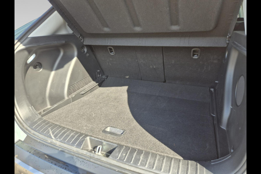 Hyundai Kona 1.6 GDI HEV Premium