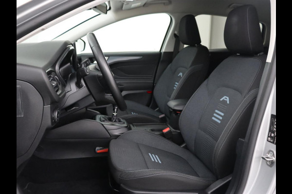 Ford Focus 1.0 EcoBoost Hybrid Active X | Carplay | Navigatie | Full LED | Keyless | DAB | Digital Cockpit | Climate control | Parkeerhulp | Cruise control | Blueooth