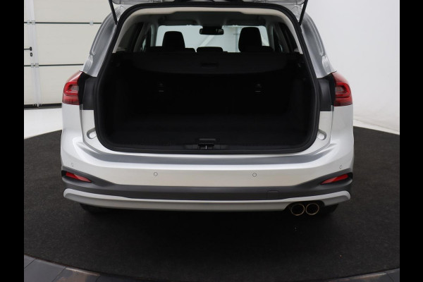 Ford Focus 1.0 EcoBoost Hybrid Active X | Carplay | Navigatie | Full LED | Keyless | DAB | Digital Cockpit | Climate control | Parkeerhulp | Cruise control | Blueooth