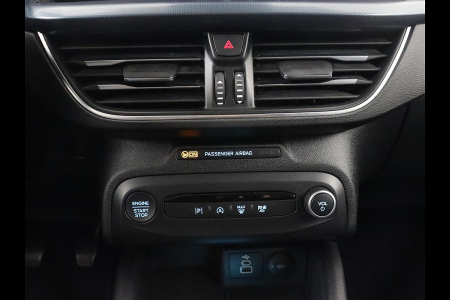 Ford Focus 1.0 EcoBoost Hybrid Active X | Carplay | Navigatie | Full LED | Keyless | DAB | Digital Cockpit | Climate control | Parkeerhulp | Cruise control | Blueooth