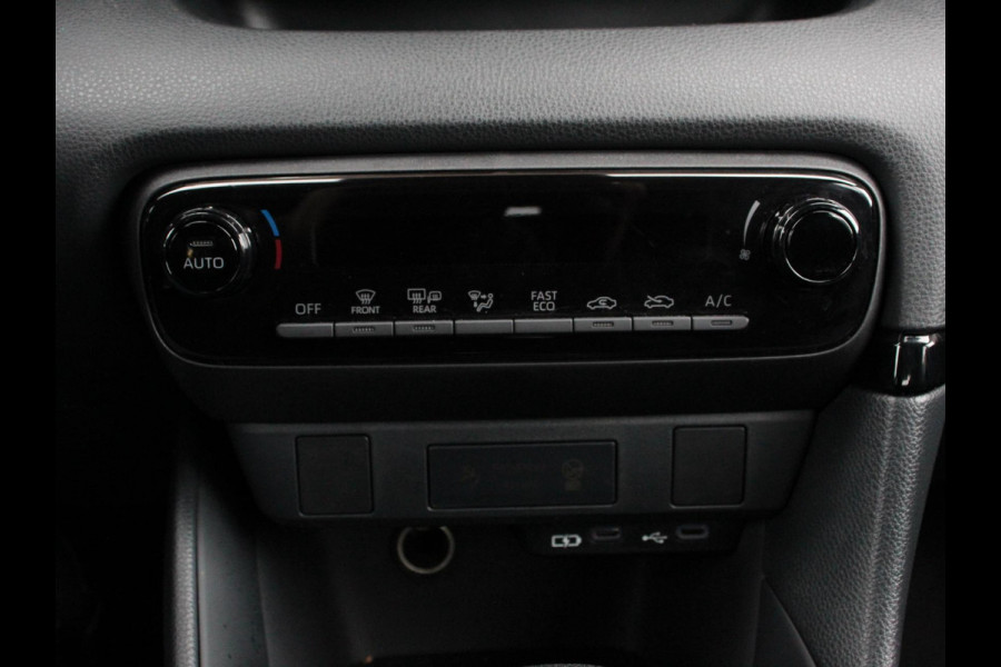 Mazda 2 1.5 Automaat Hybrid Prime-line Airco Adaptieve cruise control Achteruitrijcamera Lane assist Navigatie Apple Carplay/ Android auto