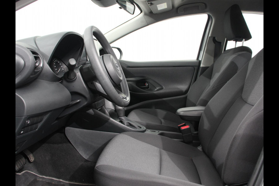 Mazda 2 1.5 Automaat Hybrid Prime-line Airco Adaptieve cruise control Achteruitrijcamera Lane assist Navigatie Apple Carplay/ Android auto