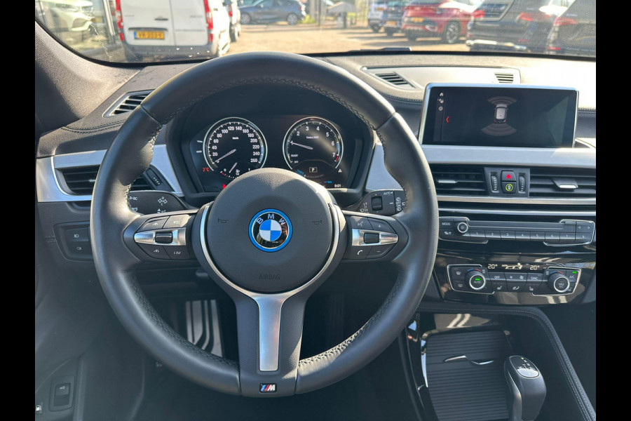 BMW X1 xDrive25e M Sport | M pakket | Afneembare Trekhaak | Sportstoelen |  Stoelverwarming | Elek. verstelbare stoel met geheugen | Elektrische achterklep | Driving Assistant Plus