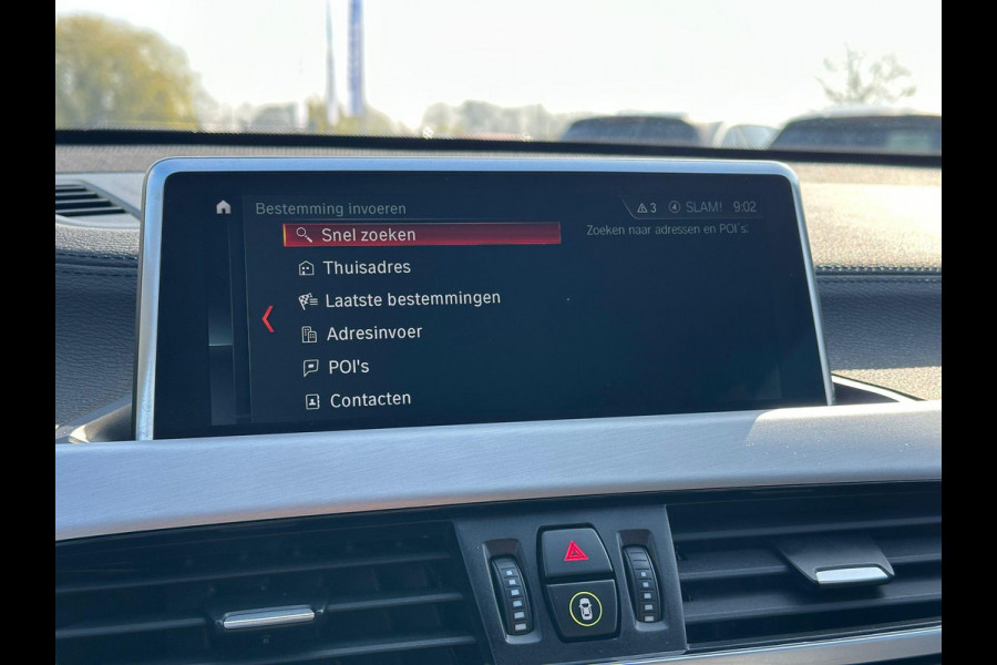 BMW X1 xDrive25e M Sport | M pakket | Afneembare Trekhaak | Sportstoelen |  Stoelverwarming | Elek. verstelbare stoel met geheugen | Elektrische achterklep | Driving Assistant Plus