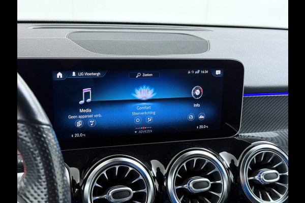 Mercedes-Benz Glb 200 AMG 7-zits // Camera // Sfeerverlichting // Augmented Reallity // Alarm // Nightpakket // 19" AMG // LED