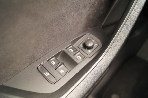 Škoda Kodiaq 1.5 TSI 150pk Sportline Business 7-persoons -PANO-