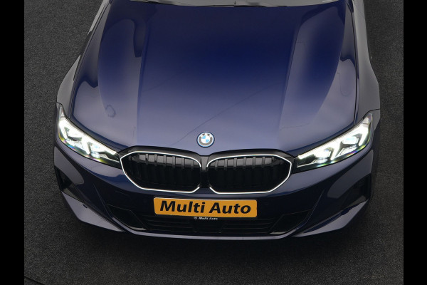 BMW 3 Serie Touring 320e xDrive PHEV 204pk Dealer O.H. | Trekhaak Af Fabriek | Panodak | Adaptive Cruise | Camera | Lederen Sportstoelen Memory & Verwarmd | Widescreen Navi | Blis | Apple Carplay | DAB | Iconic Glow Grille | Plug In Hybrid |