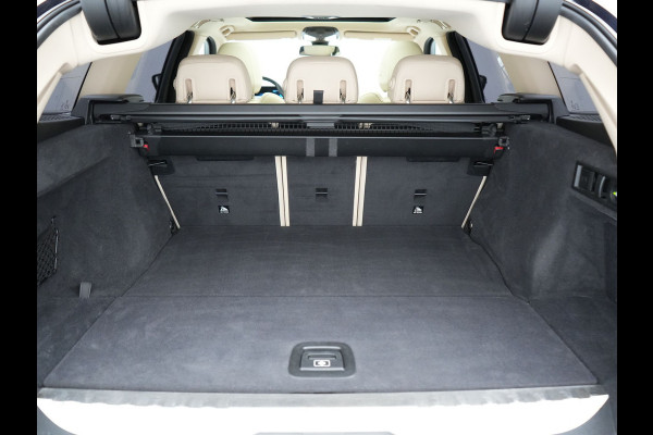 BMW 3 Serie Touring 320e xDrive PHEV 204pk Dealer O.H. | Trekhaak Af Fabriek | Panodak | Adaptive Cruise | Camera | Lederen Sportstoelen Memory & Verwarmd | Widescreen Navi | Blis | Apple Carplay | DAB | Iconic Glow Grille | Plug In Hybrid |