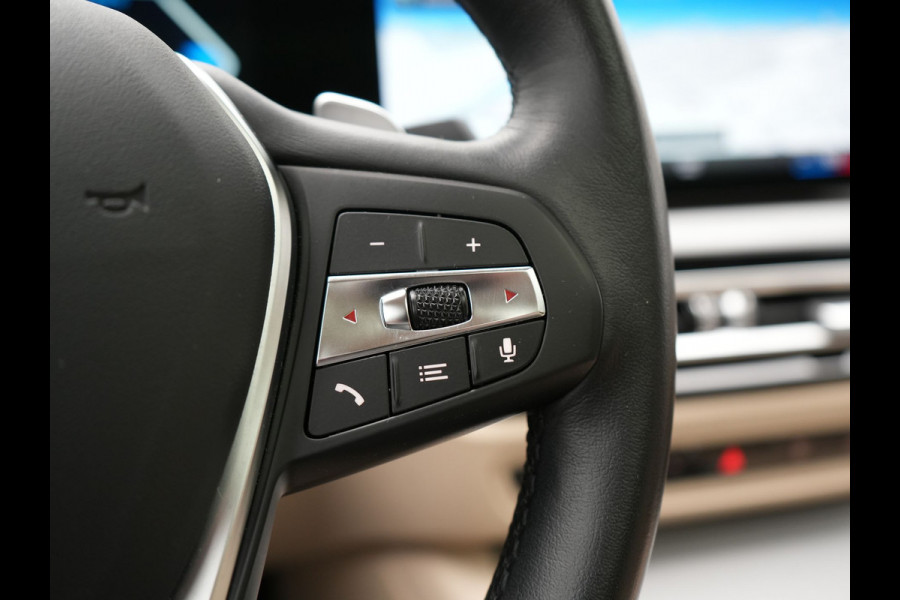 BMW 3 Serie Touring 320e xDrive PHEV 204pk Dealer O.H. | Trekhaak Af Fabriek | Panodak | Adaptive Cruise | Camera | Lederen Sportstoelen Memory & Verwarmd | Widescreen Navi | Blis | Apple Carplay | DAB | Iconic Glow Grille | Plug In Hybrid |