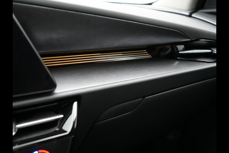 Kia Niro 1.6 GDi DynamicLine PHEV 182pk Dealer O.H. | Trekhaak Afn. | Adaptive Cruise | Camera | Sportstoelen & Stuur Verwarmd | Keyless | Blis | Sfeerverlichting | Apple Carplay | Navigatie | DAB | Virtual | LED Koplampen | Plug In Hybrid |