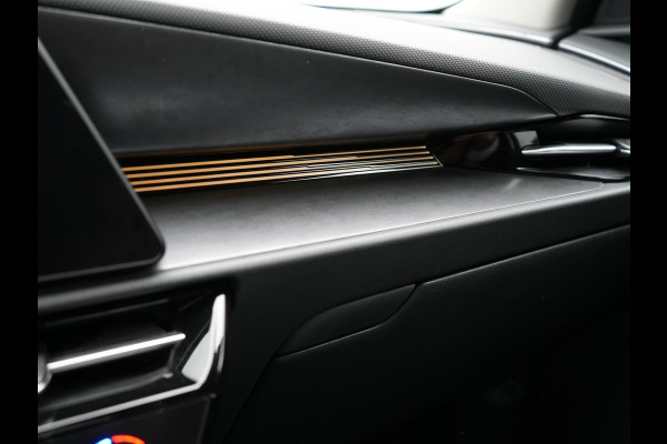 Kia Niro 1.6 GDi DynamicLine PHEV 182pk Dealer O.H. | Trekhaak Afn. | Adaptive Cruise | Camera | Sportstoelen & Stuur Verwarmd | Keyless | Blis | Sfeerverlichting | Apple Carplay | Navigatie | DAB | Virtual | LED Koplampen | Plug In Hybrid |