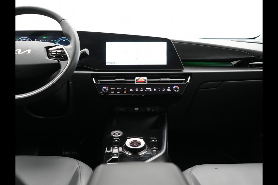 Kia Niro 1.6 GDi DynamicLine PHEV 182pk Dealer O.H. | Trekhaak Afn. | Adaptive Cruise | Camera | Sportstoelen & Stuur Verwarmd | Keyless | Blis | Sfeerverlichting | Apple Carplay | Navigatie | DAB | Virtual | LED Koplampen | Plug In Hybrid |