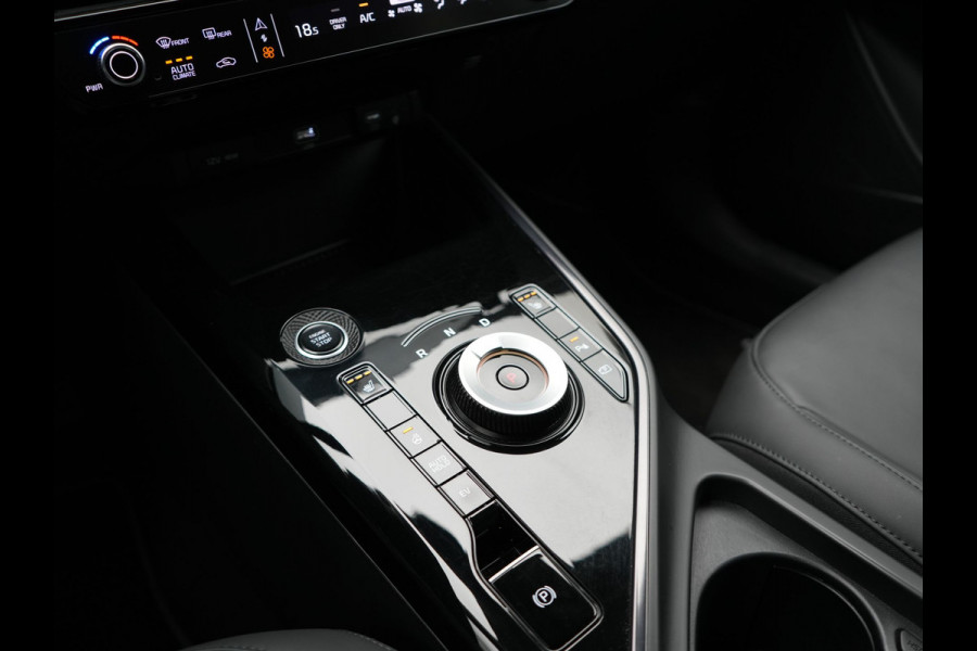 Kia Niro 1.6 GDi DynamicLine PHEV 182pk Dealer O.H. | Trekhaak Afn. | Adaptive Cruise | Camera | Sportstoelen & Stuur Verwarmd | Keyless | Blis | Sfeerverlichting | Apple Carplay | Navigatie | DAB | Virtual | LED Koplampen | Plug In Hybrid |