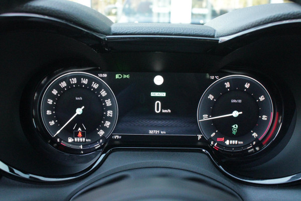 Alfa Romeo Tonale 1.3T 280PK PHEV Ti FULL LED KOPLAMPEN | WBR 18" DIAMOND CUT LICHTMETALEN VELGEN | CLIMATE CONTROL | NAVIGATIE | DRAADLOZE APPLE CARPLAY/ANDROID AUTO | ADAPTIVE CRUISE CONTROL | ELEKTRISCH BEDIENBARE ACHTERKLEP | DRAADLOZE TELEFOONLADER | KEYLESS ENTRY/START | PARKEERSENSOREN VOOR + ACHTER | ACHTERUITRIJ CAMERA |