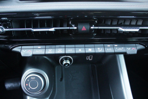 Alfa Romeo Tonale 1.3T 280PK PHEV Ti FULL LED KOPLAMPEN | WBR 18" DIAMOND CUT LICHTMETALEN VELGEN | CLIMATE CONTROL | NAVIGATIE | DRAADLOZE APPLE CARPLAY/ANDROID AUTO | ADAPTIVE CRUISE CONTROL | ELEKTRISCH BEDIENBARE ACHTERKLEP | DRAADLOZE TELEFOONLADER | KEYLESS ENTRY/START | PARKEERSENSOREN VOOR + ACHTER | ACHTERUITRIJ CAMERA |