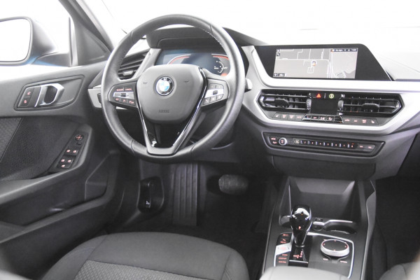 BMW 1-serie 116i *1ste Eigenaar*Navigatie*Stoelverwarming*PDC*