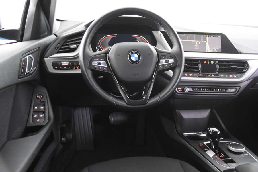 BMW 1-serie 116i *1ste Eigenaar*Navigatie*Stoelverwarming*PDC*