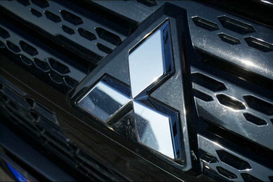 Mitsubishi Eclipse Cross 193PK PHEV Instyle AUTOM. | PANO | TREKHAAK | WINTERPACK