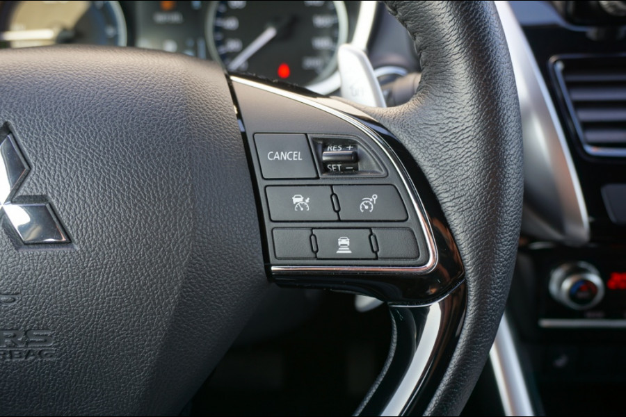 Mitsubishi Eclipse Cross 193PK PHEV Instyle AUTOM. | PANO | TREKHAAK | WINTERPACK