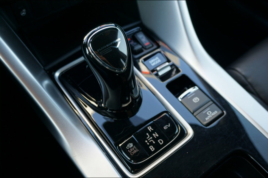 Mitsubishi Eclipse Cross 193PK PHEV Instyle AUTOM. | PANO | TREKHAAK | WINTERPACK