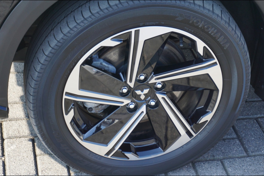 Mitsubishi Eclipse Cross 193PK PHEV Instyle AUTOM. | PANO | TREKHAAK | WINTERPACK