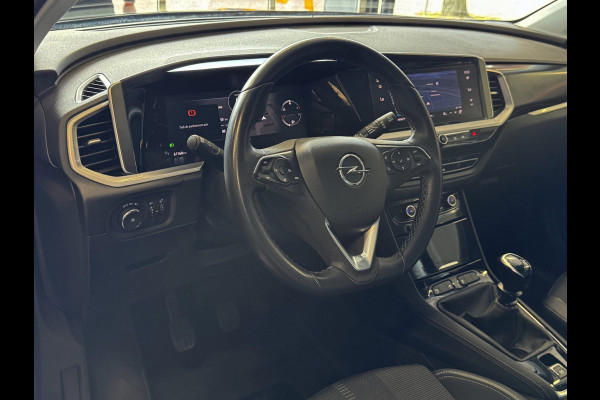 Opel Grandland X 1.2 Turbo GS Black Edition - Navigatie / Apple Carplay I Airco I Sport pakket I LED I PDC I Dealer onderhouden