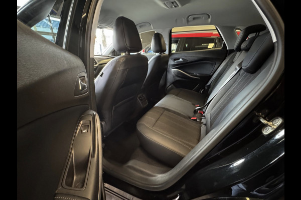 Opel Grandland X 1.2 Turbo GS Black Edition - Navigatie / Apple Carplay I Airco I Sport pakket I LED I PDC I Dealer onderhouden