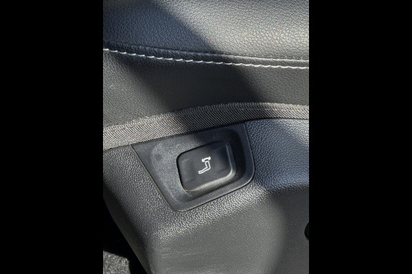 Opel Grandland X 1.2 Turbo GS Black Edition - Navigatie / Apple Carplay I Airco I Sport pakket I LED I PDC I Dealer onderhouden