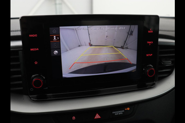 Kia Ceed 1.0 T-GDi ComfortLine | Trekhaak | Adaptive cruise | Camera | Carplay | Half leder | Climate control | Parkeerhulp | Bluetooth | LED