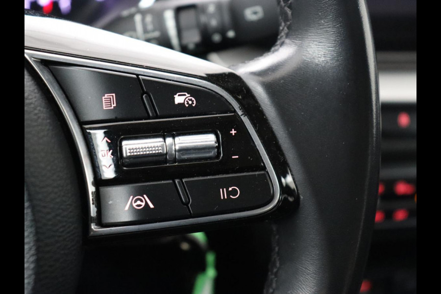 Kia Ceed 1.0 T-GDi ComfortLine | Trekhaak | Adaptive cruise | Camera | Carplay | Half leder | Climate control | Parkeerhulp | Bluetooth | LED